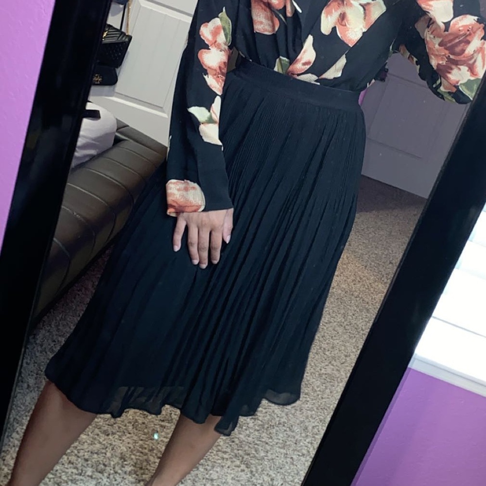 Black pleated midi skirt